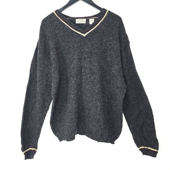 Vintage St. John's Bay Charcoal Grey Black V Neck Fuzzy Wool Jumper  Sweater - Picture 1 of 7